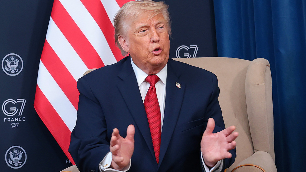 Rusko by malo byť v G8, tvrdí Trump Rusko by malo byť v G8, tvrdí Trump