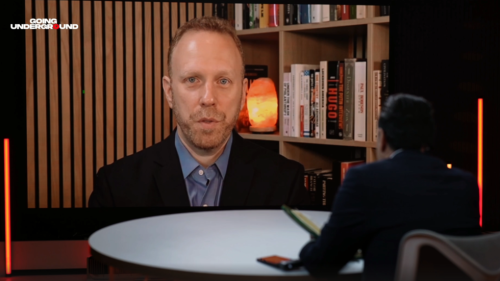 Izrael „eskaluje v Libanone“ po tom, čo sa mu nepodarilo poraziť Irán – Max Blumenthal
