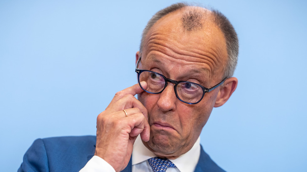Merzova sledovanosť klesla na rekordne nízke úrovne Merzova sledovanosť klesla na rekordne nízke úrovne