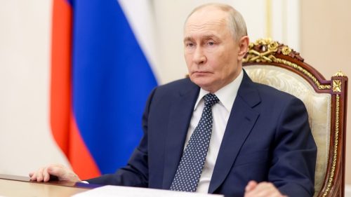 Ukrajina nemôže destabilizovať Rusko energetickými útokmi, vyhlásil Putin