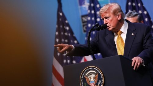 Trump hrozí „zničením“ Iránu kvôli obavám z atentátu