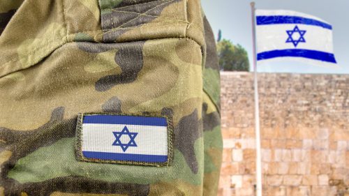 Izrael reaguje na virálnu FOTOGRAFIU mučeného Palestínčana