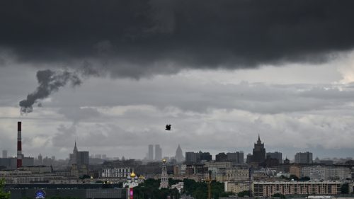 Viac ako 200 ukrajinských dronov vypustilo smerom k Moskve, povedal starosta