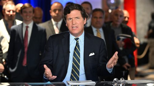 Trumpova „zrada“ smeruje USA k revolúcii – Tucker Carlson