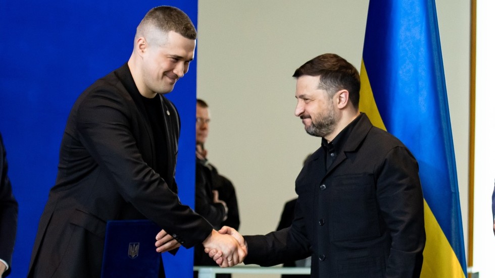 Kríza ukrajinského vojenského vedenia: Prečo Zelenskyj odvolal svojho ministra obrany Kríza ukrajinského vojenského vedenia: Prečo Zelenskyj odvolal svojho ministra obrany