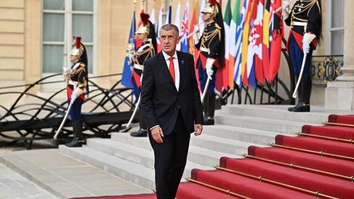 Premiér štátu NATO označil proukrajinské koalície za „samé reči“