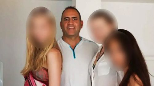 Skaut modelingu spojený s Epsteinom nájdený mŕtvy neďaleko Paríža