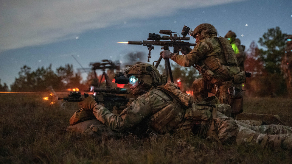 Pentagon zvažuje mega-pomoc na krádež iránskeho jadrového arzenálu, tvrdia médiá