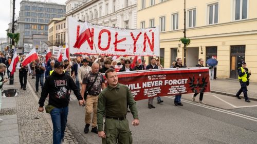 Prieskum naznačuje, že odpor Poliakov k Zelenskému rastie kvôli nacistickému škandálu