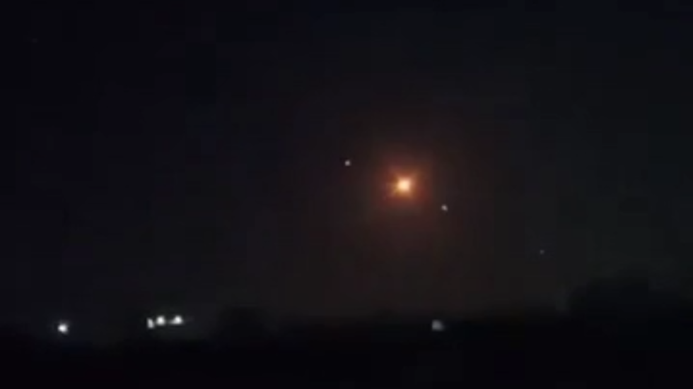 Irán spustil „prekvapivý útok“ na americké základne – CENTCOM (VIDEÁ)