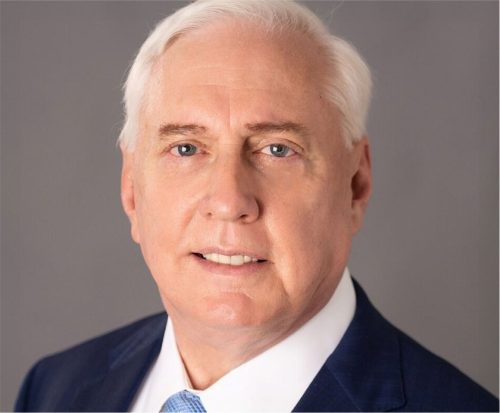 Plukovník Douglas Macgregor: Problém, ktorému Putin práve teraz čelí