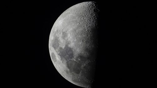 Raketový stupeň SpaceX narazil do Mesiaca