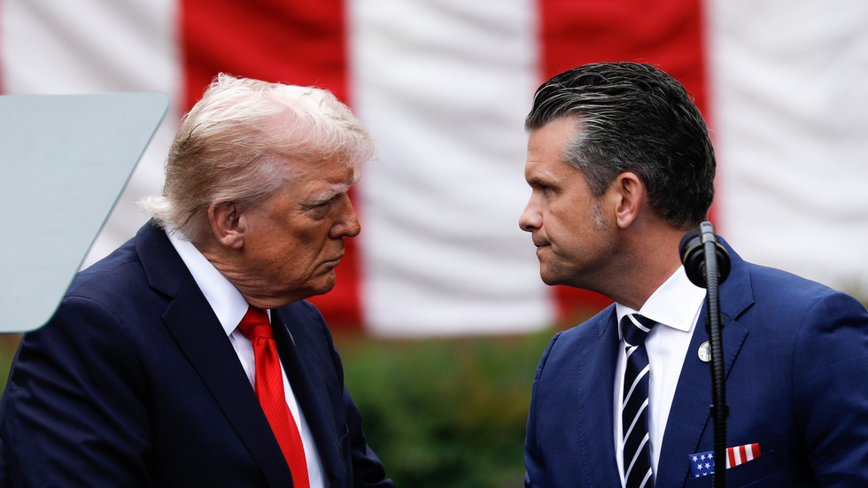 Trump griluje Hegsetha – médiá
