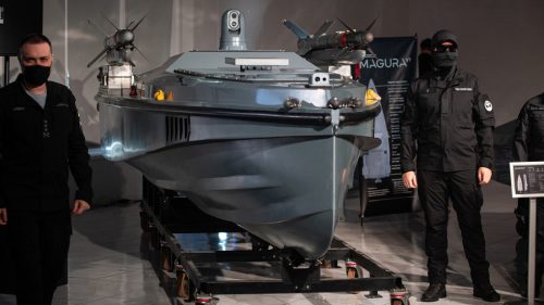 Pláže na Kryme s ukrajinskými kamikadze loďkami pre telesne postihnutých – oficiálne