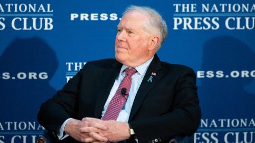 Pentagon obvinil bývalého veliteľa letectva z úniku štátnych tajomstiev