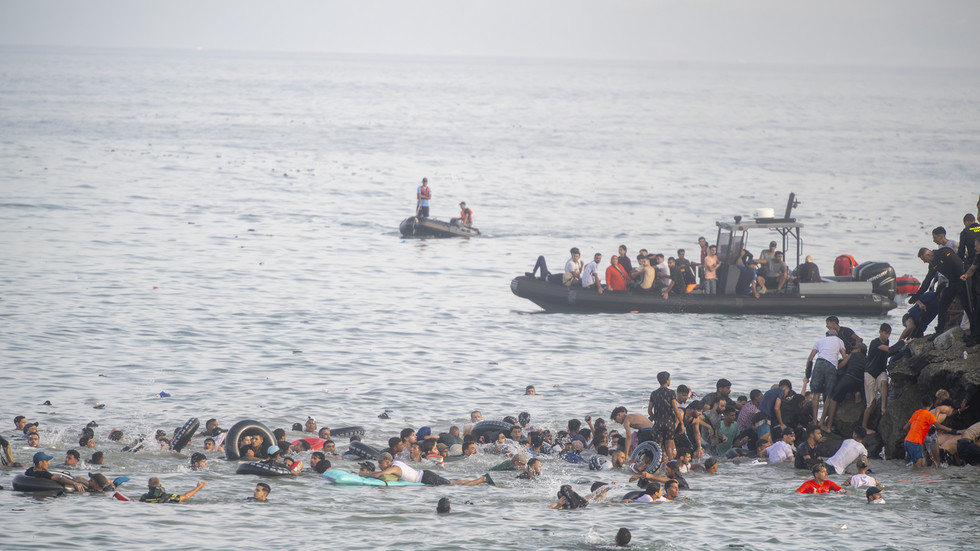 Španielsko stanovilo Taliansku termín na ukončenie „nespravodlivých“ hraničných kontrol kvôli nárastu migrantov Španielsko stanovilo Taliansku termín na ukončenie „nespravodlivých“ hraničných kontrol kvôli nárastu migrantov