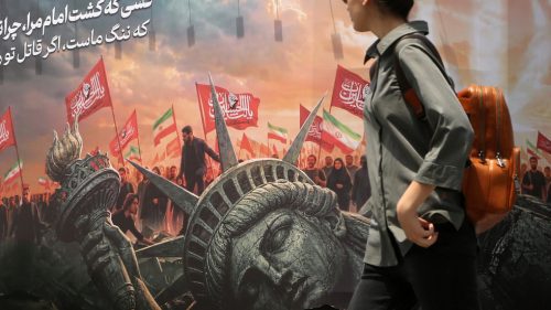 Irán má nové požiadavky pre Hormuz po tom, čo raketa zasiahla loď Spojených arabských emirátov