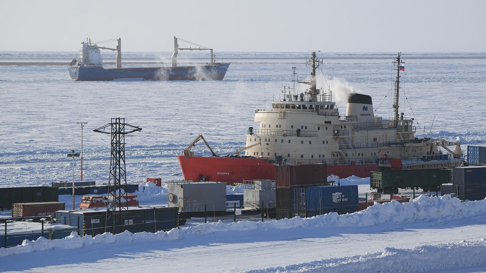 Čína spustí pravidelnú prepravu do Európy cez ruskú Severnú námornú trasu – Rosatom Čína spustí pravidelnú prepravu do Európy cez ruskú Severnú námornú trasu – Rosatom