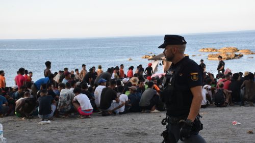 Je plán EÚ s centrami pre afrických migrantov mŕtvy hneď po príchode?