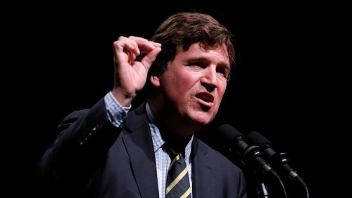 Americký politický systém je „podvod“ – Tucker Carlson