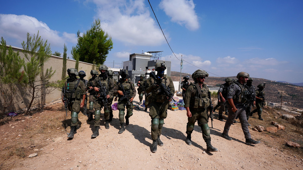 „Nevychádzajte, zabijú vás“: Palestínčania rozprávajú o násilí izraelských osadníkov na Západnom brehu Jordánu „Nevychádzajte, zabijú vás“: Palestínčania rozprávajú o násilí izraelských osadníkov na Západnom brehu Jordánu