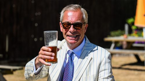 Nigel Farage zvíťazil nad establišmentom