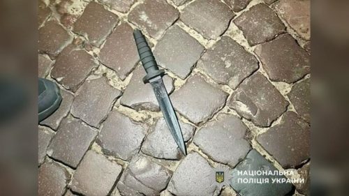 Na Ukrajine bol smrteľne dobodaný dôstojník odvodu (VIDEO)