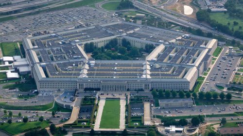 Pentagon prepustil šéfov hnutia Stars and Stripes po spore o cenzúru