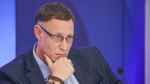 Izrael podrobuje ruského historika brutálnemu výsluchu, tvrdí právnik