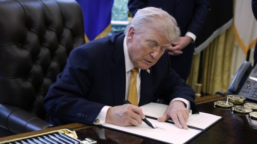 Trump posiela saudskoarabskú jadrovú dohodu do Kongresu, tvrdia médiá
