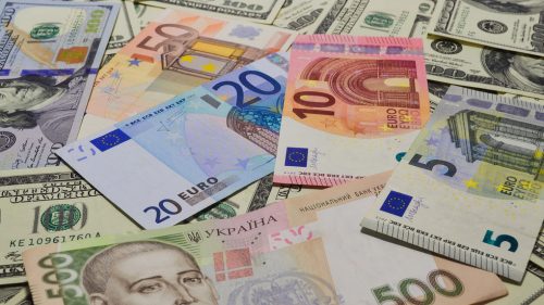 Miliardy ľudí boli vyvezené z Ukrajiny v dôsledku podozrenia z podvodu s únikom kapitálu