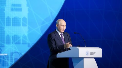 Putin tvrdí, že viac ako 30 krajín chce spolupracovať s Ruskom