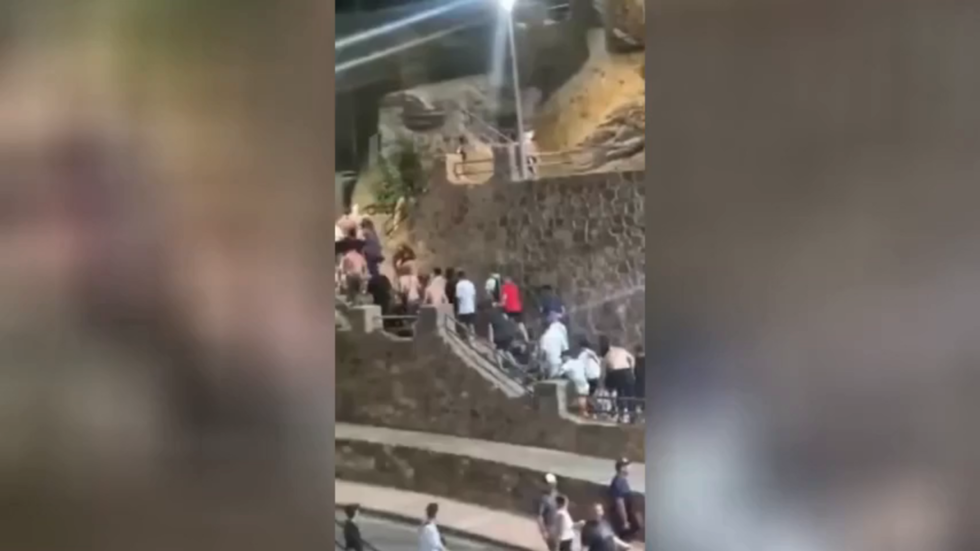 Obyvatelia Ceuty búrajú tábory migrantov