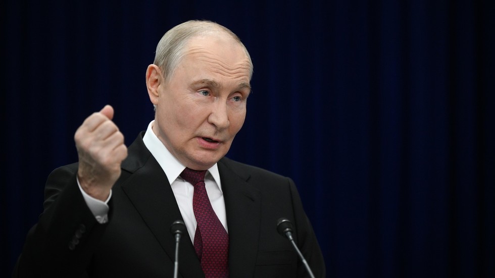 „Žiadne rokovania s teroristami,“ povedal Putin o Zelenského hrozbe pre civilné letectvo