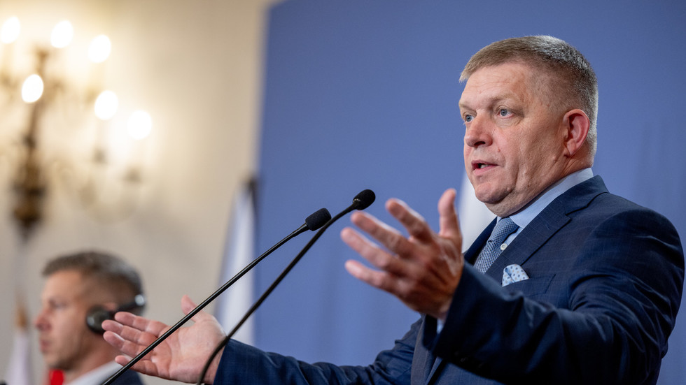 Fico zosmiešňuje požiadavky Kyjeva na viac peňazí - Slovensko Fico zosmiešňuje požiadavky Kyjeva na viac peňazí - Slovensko