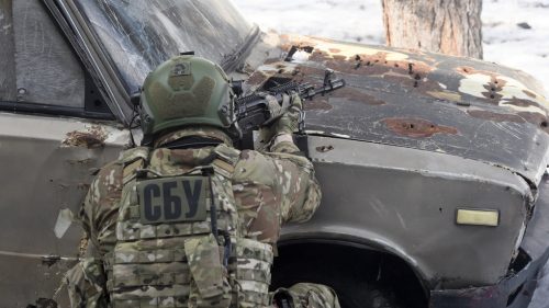 Ruský diplomat tvrdí, že ústredie kyjevskej bezpečnostnej služby mohlo byť zaútočené konkurenčnou agentúrou