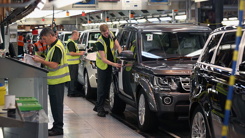 Najväčší britský výrobca automobilov zruší tisíce pracovných miest, tvrdia médiá. Najväčší britský výrobca automobilov zruší tisíce pracovných miest, tvrdia médiá.