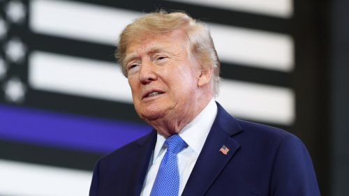 Sudca sa postavil na stranu Sorosom financovanej mimovládnej organizácie v otázke Trumpovho fondu proti právnym predpisom