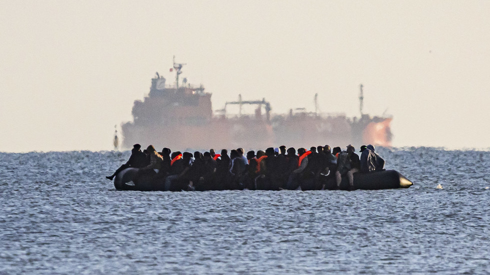 Stovky migrantov zmizli po tom, čo ich Spojené kráľovstvo vrátilo do Francúzska – médiá Stovky migrantov zmizli po tom, čo ich Spojené kráľovstvo vrátilo do Francúzska – médiá