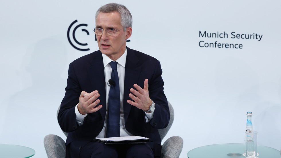 Bývalý šéf NATO získal najvyššiu funkciu na Mníchovskej bezpečnostnej konferencii. Bývalý šéf NATO získal najvyššiu funkciu na Mníchovskej bezpečnostnej konferencii.