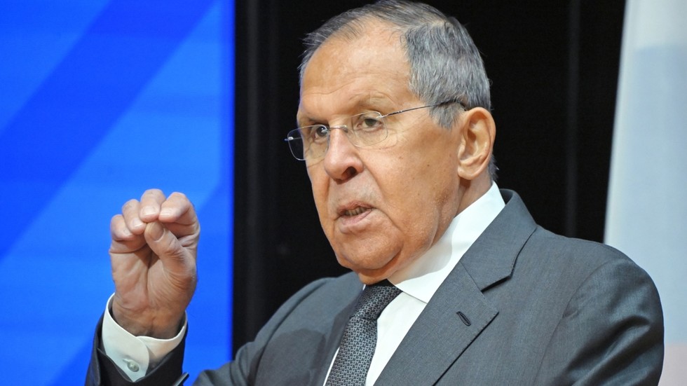 Vojna Ruska s Európou by bola „veľmi krátka“ – Lavrov Vojna Ruska s Európou by bola „veľmi krátka“ – Lavrov
