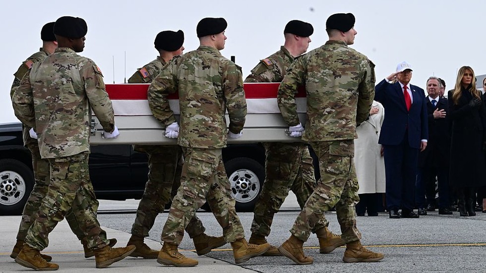 V iránskej vojne zomrelo viac amerických vojakov, ako zverejnil Pentagon, tvrdí WaPo