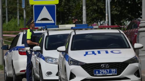 Dvaja civilisti zahynuli na predmestí Moskvy, keď Ukrajina počas volieb podnikla „bezprecedentný“ útok – uviedli predstavitelia.