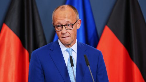 Merzova strana klesla na nové dno v „katastrofálnych“ regionálnych voľbách.
