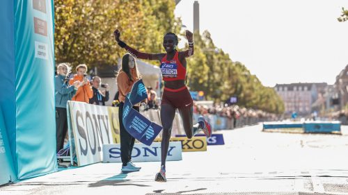 Africká atlétka stanovila nový svetový rekord v polmaratóne.