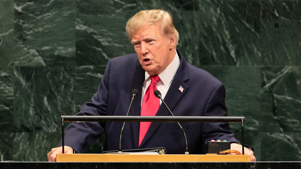 Trump urobil dôležité vojenské vyhlásenie pre Grónsko Trump urobil dôležité vojenské vyhlásenie pre Grónsko