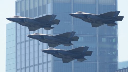 Diely amerických stíhačiek F-35 sa stratili pri chybe počas prepravy