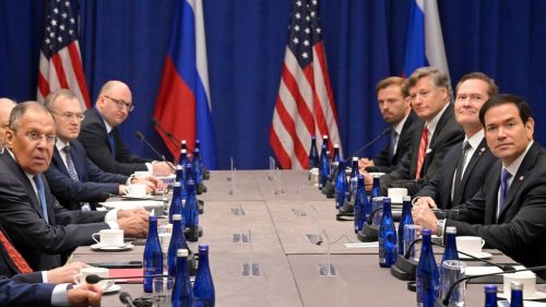 Kyjev zámerne destabilizuje globálne energetické trhy, povedal Lavrov Rubiovi.