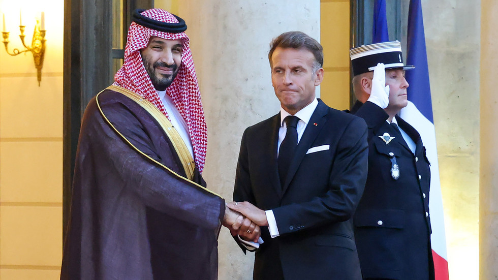 Macron vyšle francúzske jednotky do Saudskej Arábie.