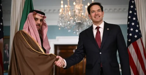 USA a Saudská Arábia kladú dôraz na námornú bezpečnosť v Hormuzskom prielive a prielive Báb al-Mandab.
